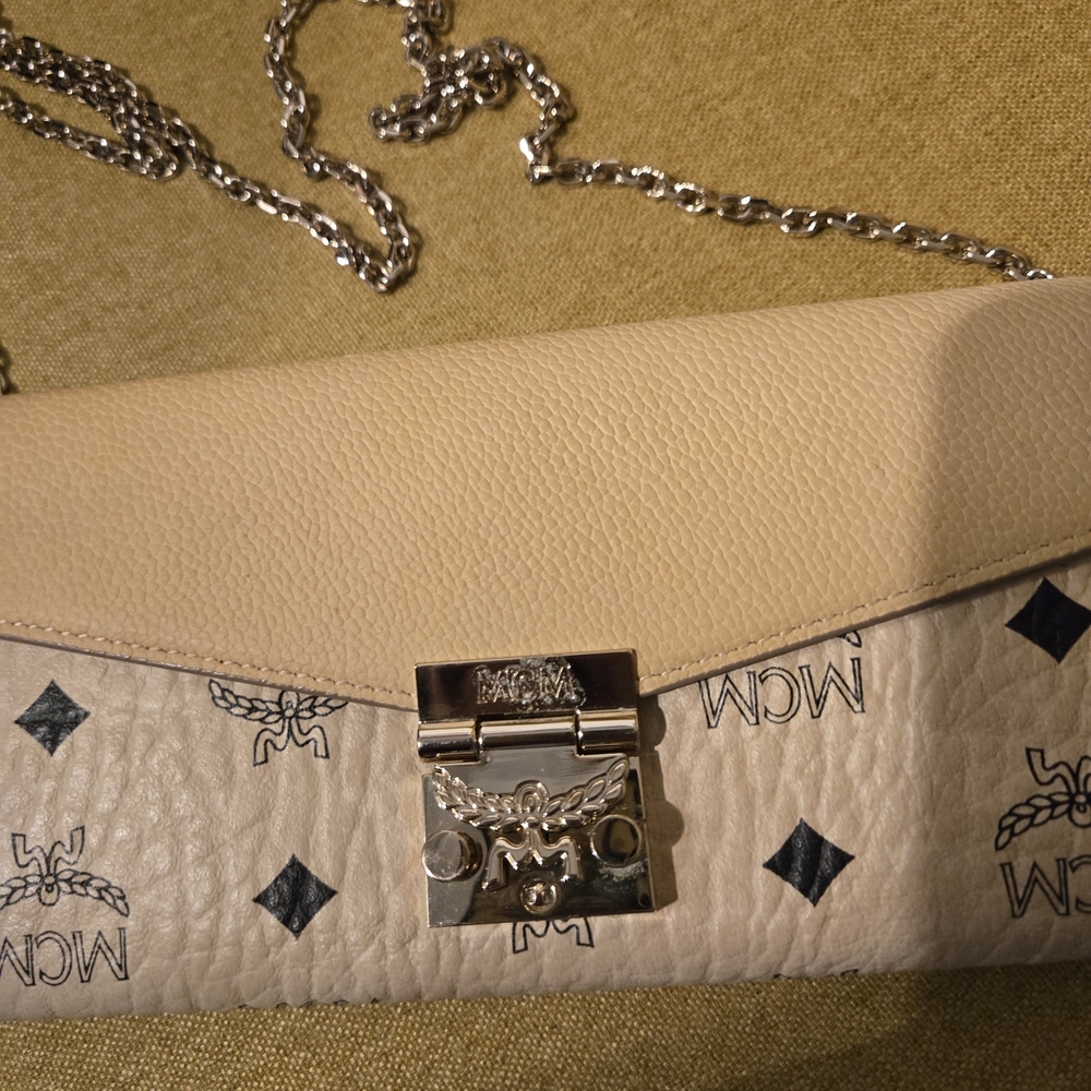 MCM Cream Leather Wallet - Picture 3 of 5